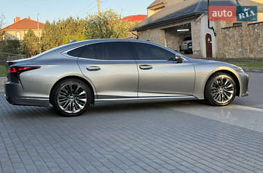 Седан Lexus LS 2022 в Ровно