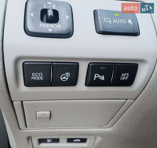 Седан Lexus LS 2011 в Києві
