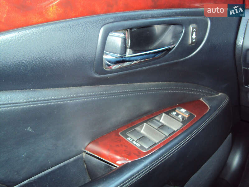 Седан Lexus LS 2008 в Дніпрі