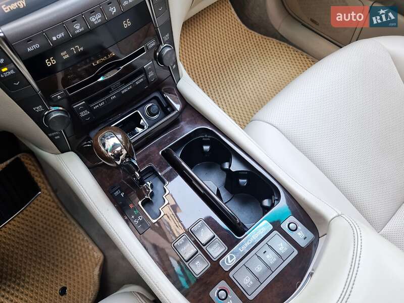 Седан Lexus LS 2007 в Хмельницком