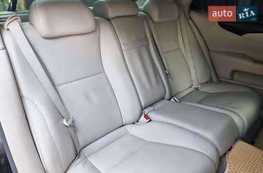 Седан Lexus LS 2007 в 