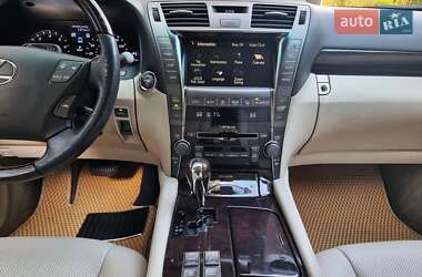 Седан Lexus LS 2007 в 