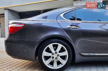 Седан Lexus LS 2007 в 