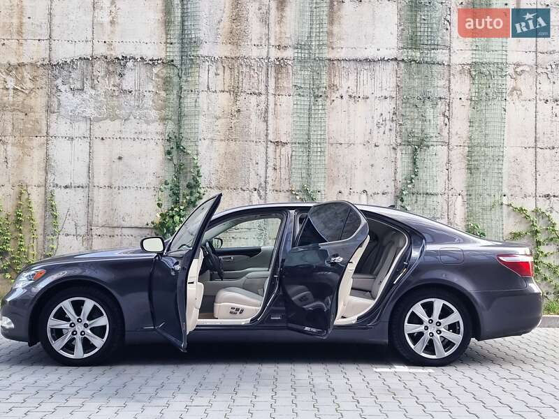 Седан Lexus LS 2007 в Хмельницком