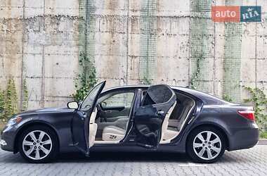 Седан Lexus LS 2007 в 