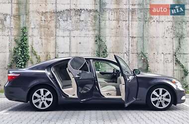 Седан Lexus LS 2007 в 