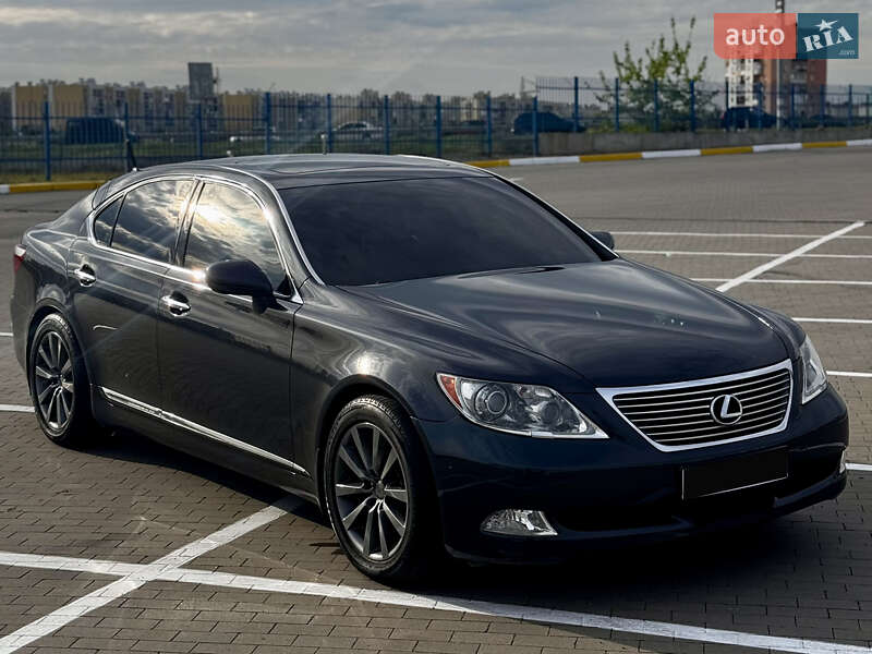 Lexus LS 2008