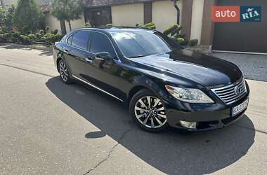 Седан Lexus LS 2010 в 