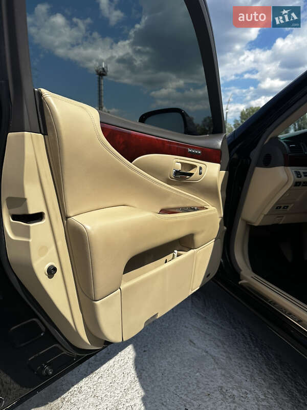 Седан Lexus LS 2007 в Києві