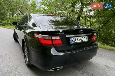 Седан Lexus LS 2008 в 
