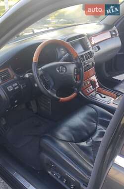 Седан Lexus LS 2003 в 