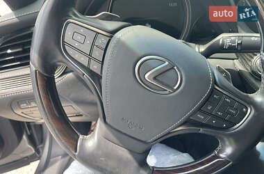 Седан Lexus LS 2019 в Киеве