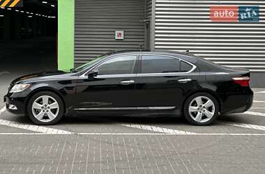 Седан Lexus LS 2007 в 