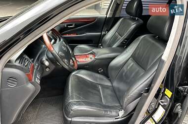 Седан Lexus LS 2007 в 