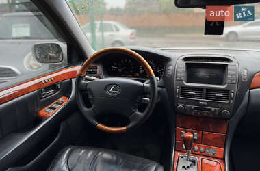 Седан Lexus LS 2003 в 