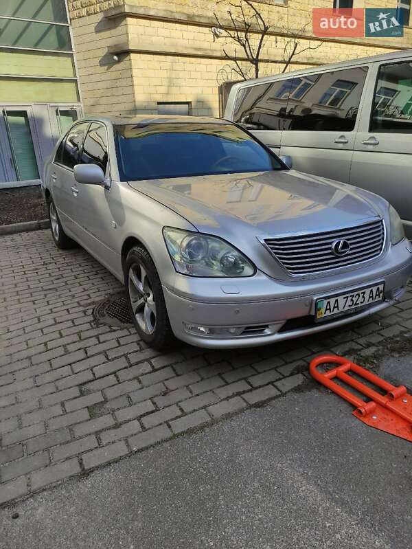 Седан Lexus LS 2006 в 