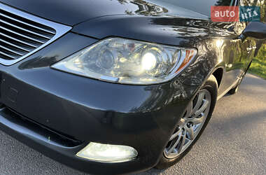 Седан Lexus LS 2008 в 
