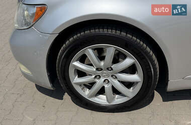 Седан Lexus LS 2007 в 