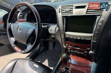 Седан Lexus LS 2007 в 
