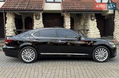 Седан Lexus LS 2013 в 