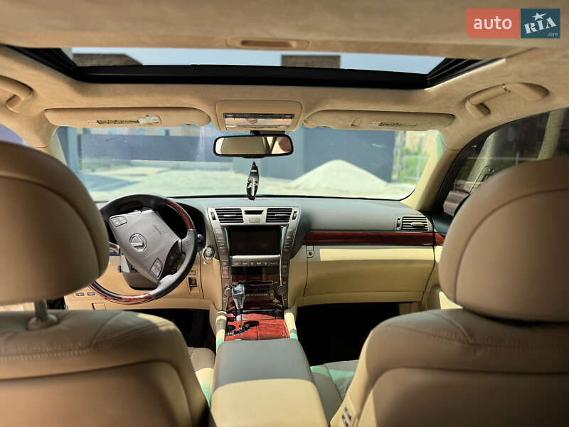 Седан Lexus LS 2007 в Ивано-Франковске фото 14 Седан Lexus LS 2007 в Ивано-Франковске