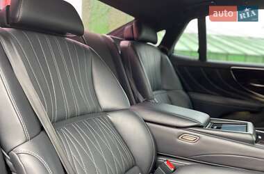 Седан Lexus LS 2018 в 