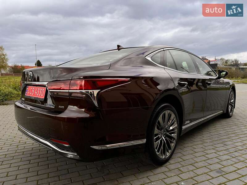 Седан Lexus LS 2018 в Львове фото 10 Седан Lexus LS 2018 в Львове
