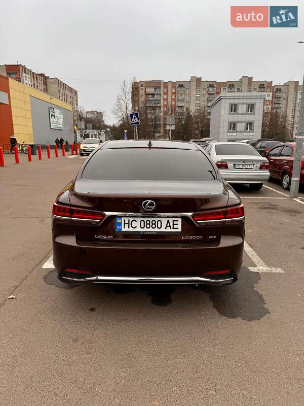Седан Lexus LS 2018 в Львове фото 54 Седан Lexus LS 2018 в Львове
