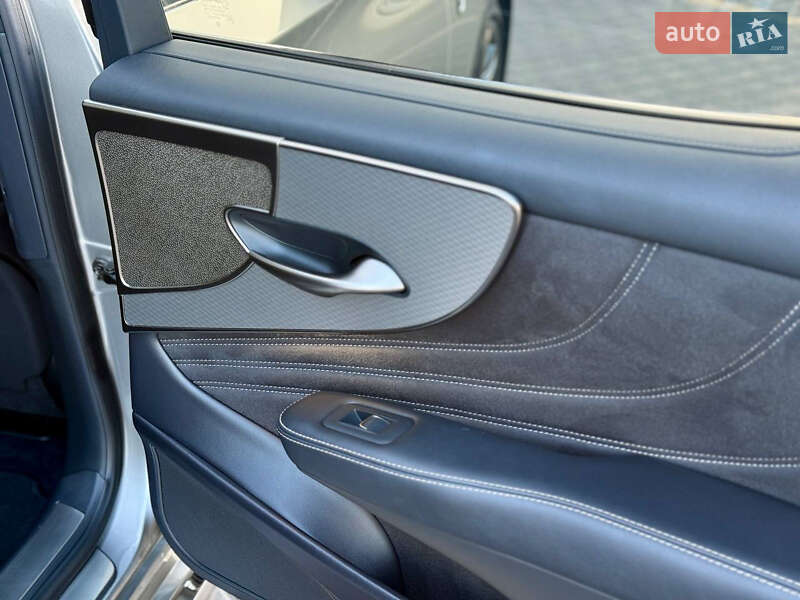 Седан Lexus LS 2021 в Одесі