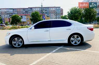Седан Lexus LS 2008 в 