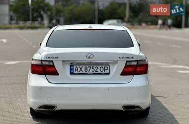 Седан Lexus LS 2008 в 
