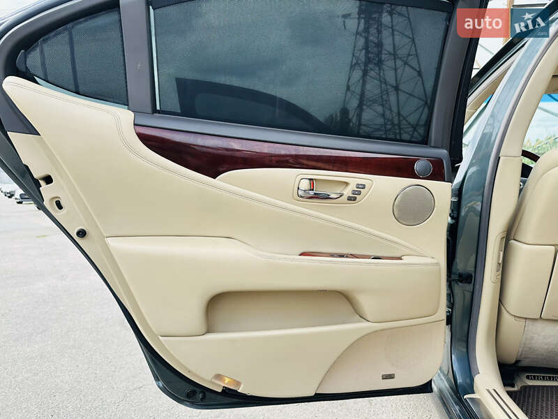 Седан Lexus LS 2007 в Харькове