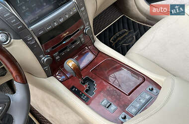 Седан Lexus LS 2007 в 