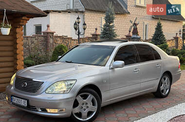 Седан Lexus LS 2004 в Вараші
