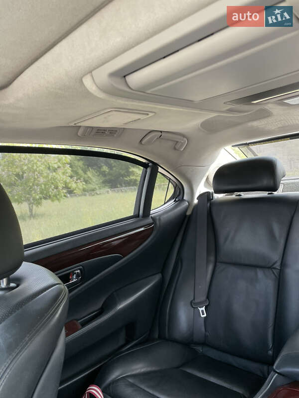 Седан Lexus LS 2008 в Дніпрі