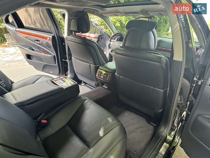 Седан Lexus LS 2011 в Одесі фото 69 Седан Lexus LS 2011 в Одесі