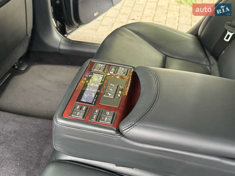 Седан Lexus LS 2011 в Одесі фото 84 Седан Lexus LS 2011 в Одесі