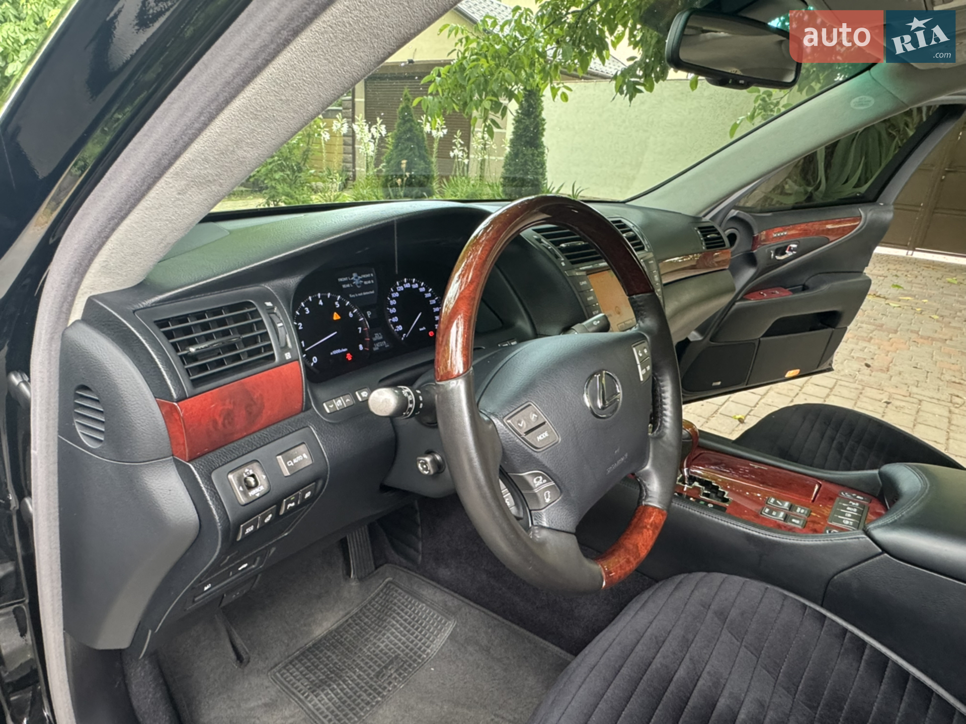 2011 Lexus LS - мініатюра 90
