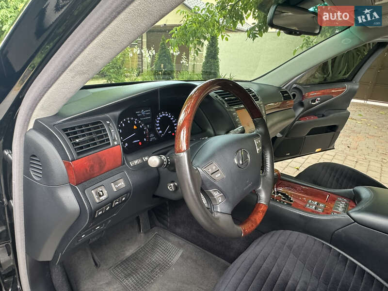Седан Lexus LS 2011 в Одесі фото 90 Седан Lexus LS 2011 в Одесі