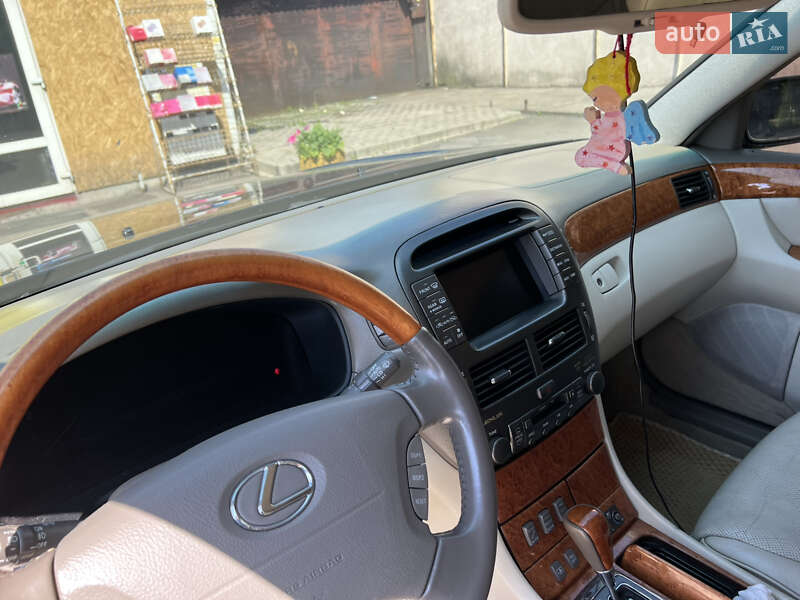 Седан Lexus LS 2003 в Запорожье