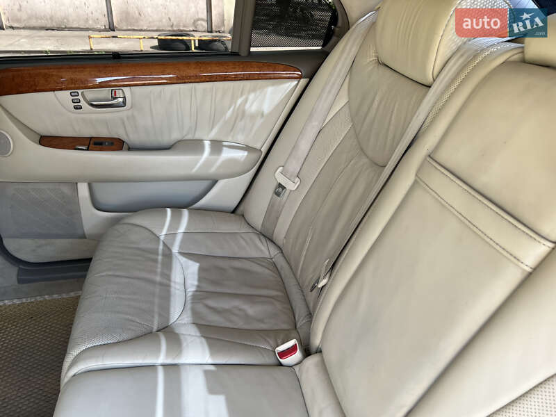 Седан Lexus LS 2003 в Запорожье