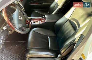 Седан Lexus LS 2008 в 