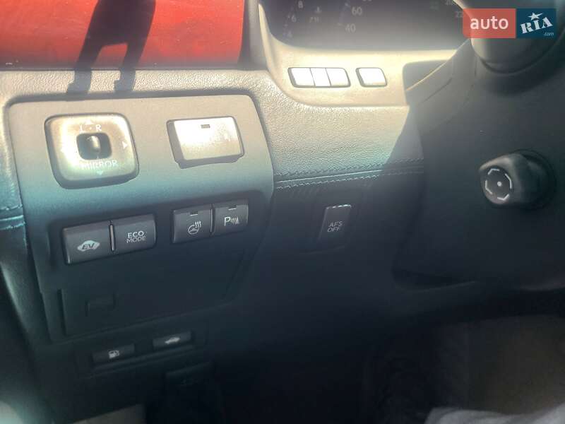 Седан Lexus LS 2011 в Киеве