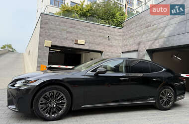 Седан Lexus LS 2018 в 