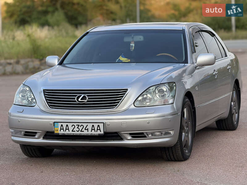 Lexus LS 2003