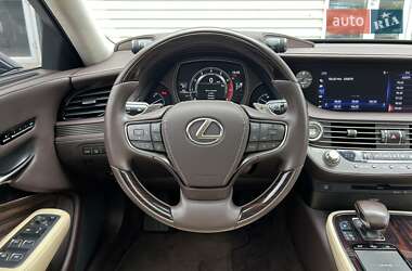 Седан Lexus LS 2018 в 