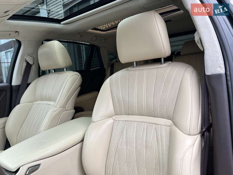 Седан Lexus LS 2018 в Киеве