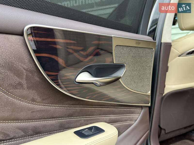 Седан Lexus LS 2018 в Киеве