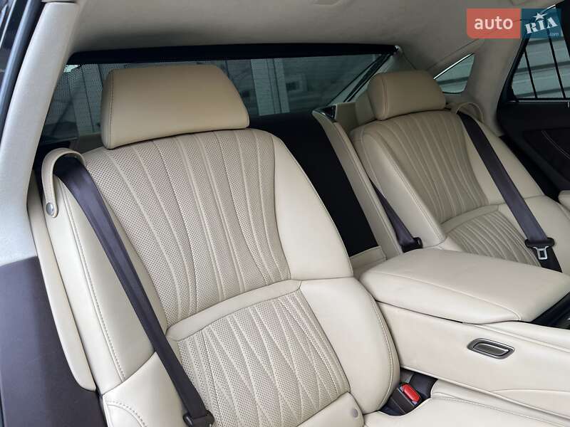 Седан Lexus LS 2018 в Киеве