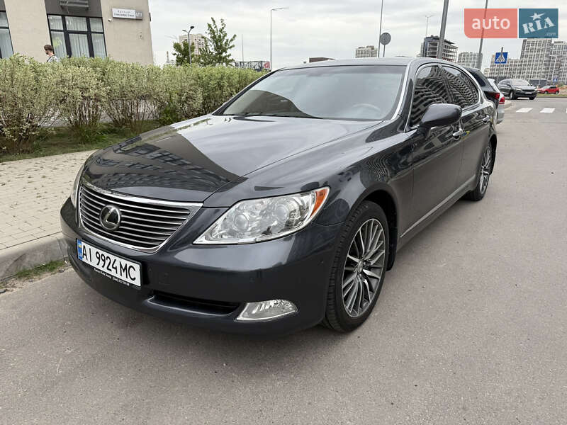Седан Lexus LS 2007 в Киеве